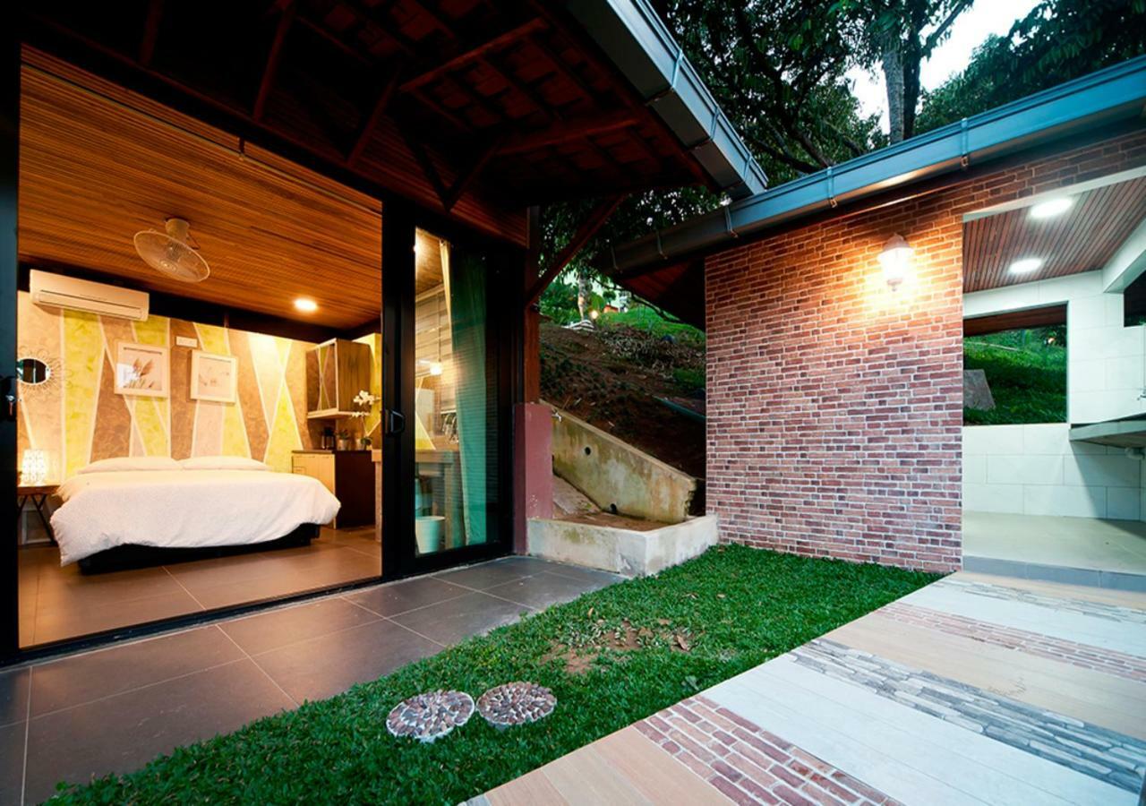 Bilut Leisure Sdn Bhd Hotel Raub Buitenkant foto